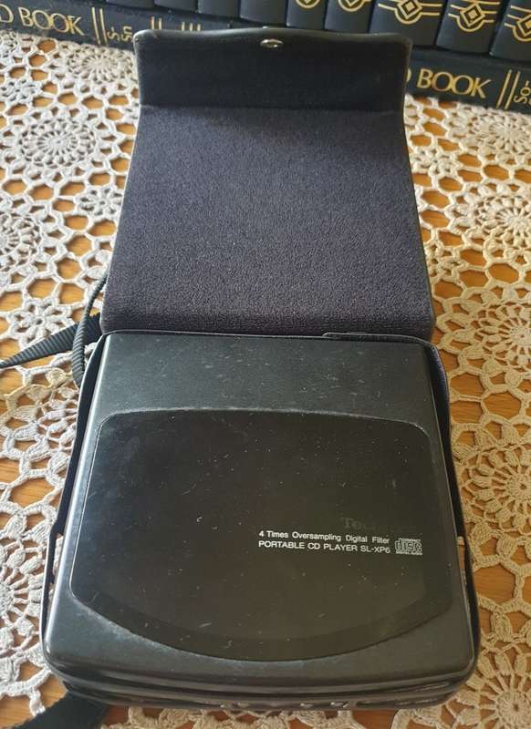 ONLY ONE FOR SALE IN SOUTH AFRICA - ULTRA RARE   Technics SL-XP6 CD WALKMAN