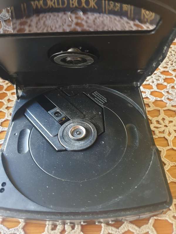 ONLY ONE FOR SALE IN SOUTH AFRICA - ULTRA RARE   Technics SL-XP6 CD WALKMAN