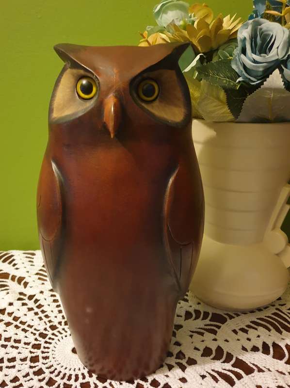 Large Feathers of Knysna Gallery carved and hand painted Ltd Owl