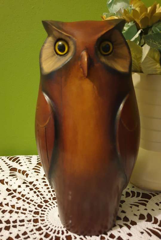 Large Feathers of Knysna Gallery carved and hand painted Ltd Owl (02)