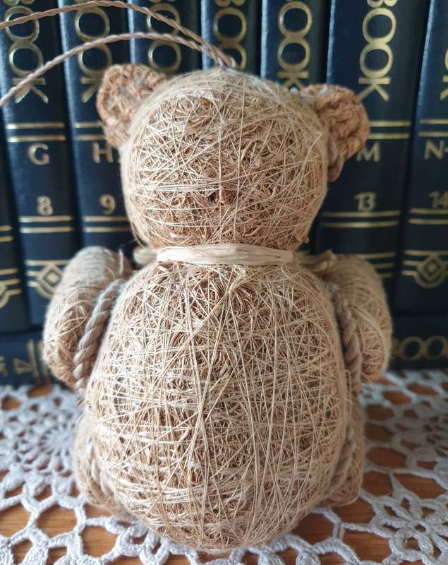 Vintage Handmade Woven Straw Bear Animal Art Sculpture Sitting