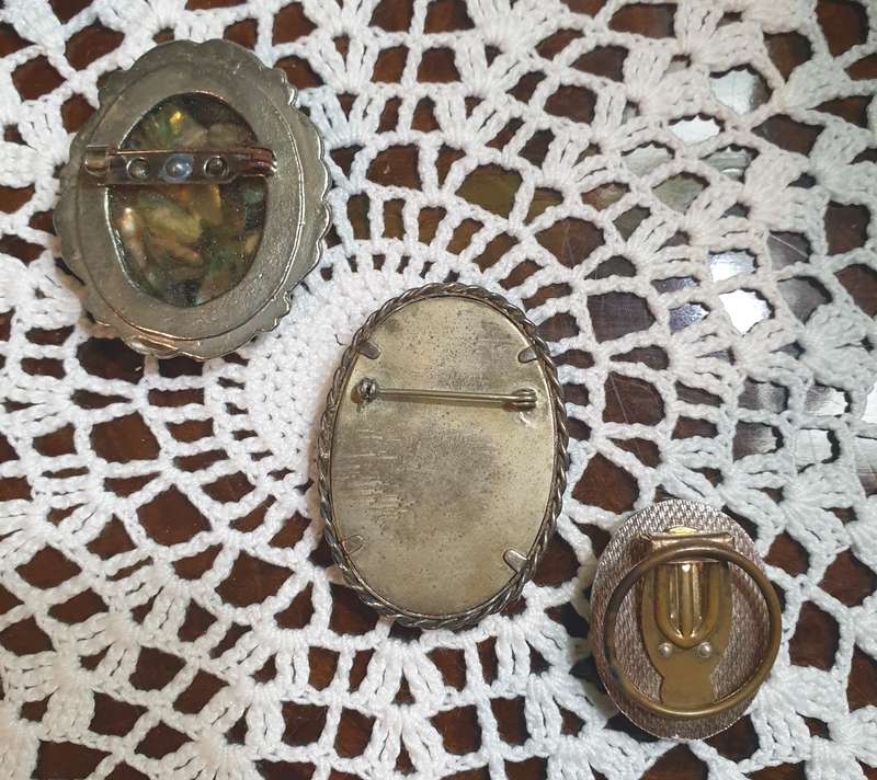 Brooches | Decorative jewellery |