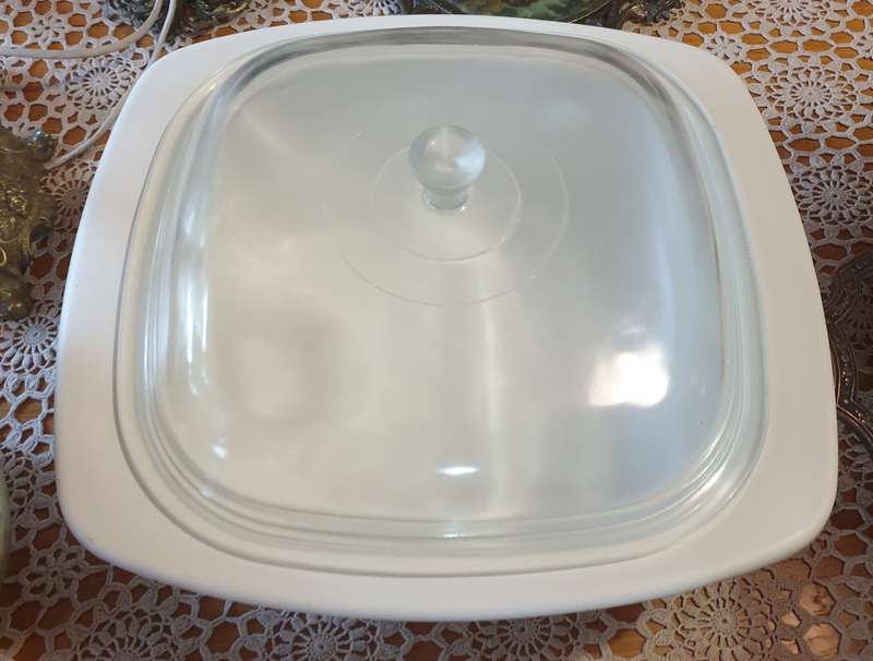 Corning Ware  Blue Cornflower Dutch Oven Bowl with Lid
