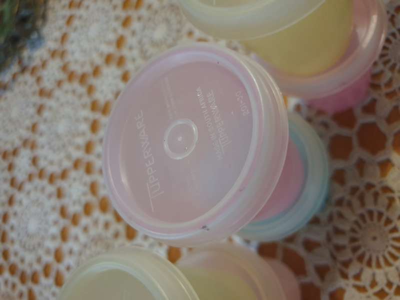 Pastel Tupperware Midget | made in South Africa | Vintage |
