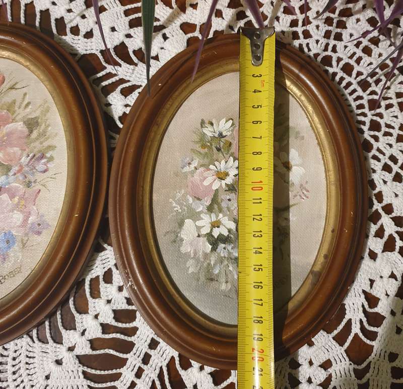 Set of Small Oval Oil Paintings | Bobby Signed |