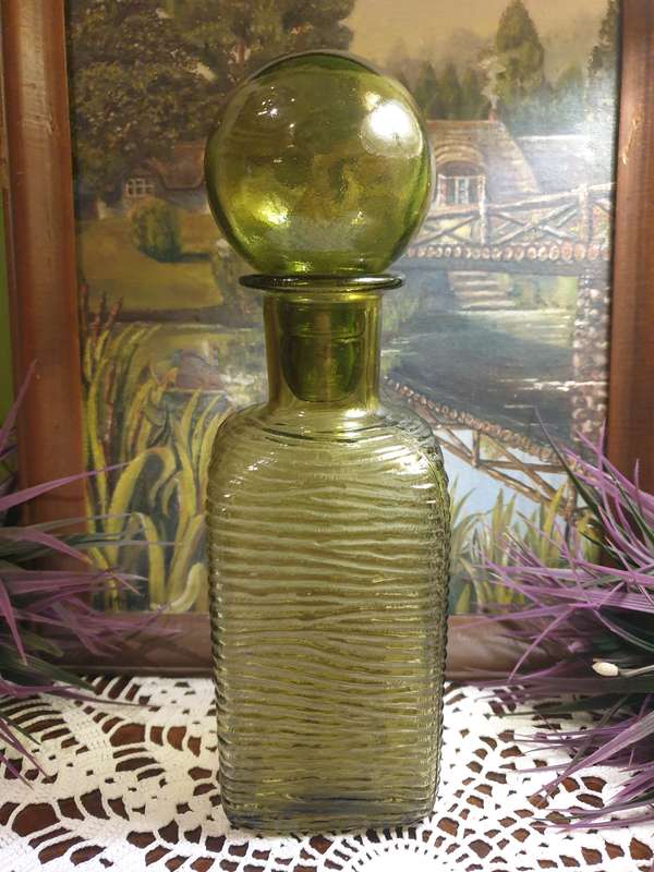 Anchor Hocking Avocado Green  Glass Decanter