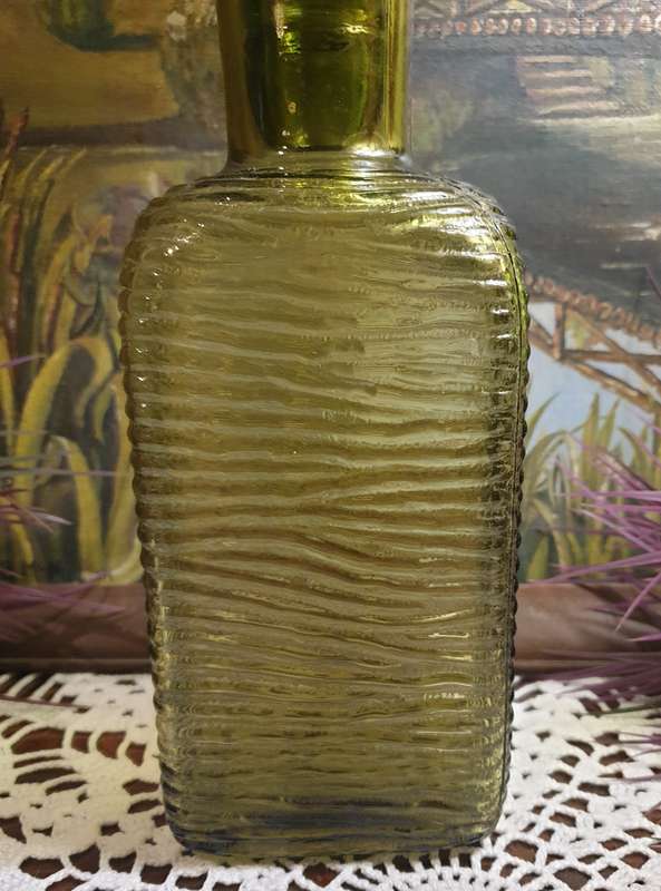 Anchor Hocking Avocado Green  Glass Decanter