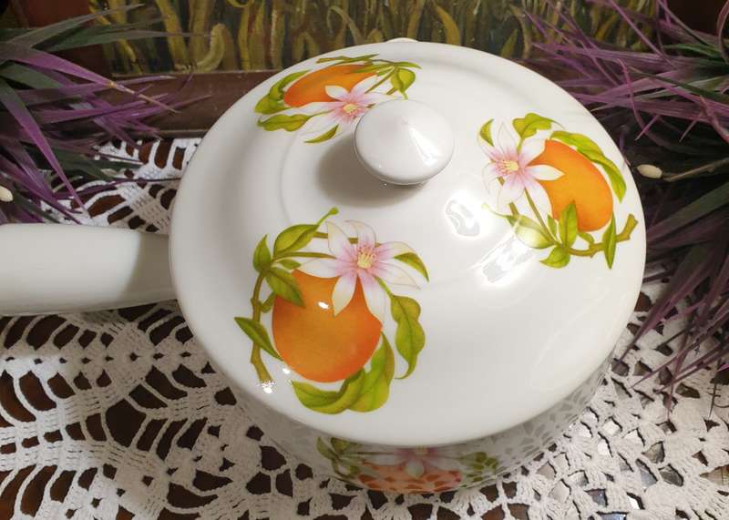 Vintage Porcelain Pot By Tradition CNP France  | 01 |