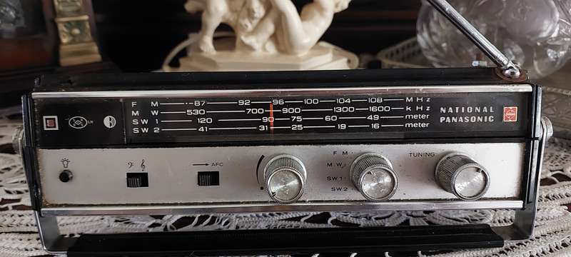 VERY RARE   -  National Panasonic RF-893Y