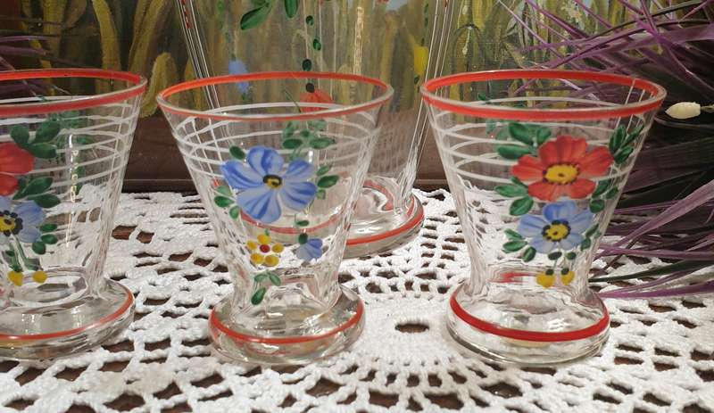 Czechoslovakia | hand painted | Decanter & 3 Glasses |  Fully Pre Loved |