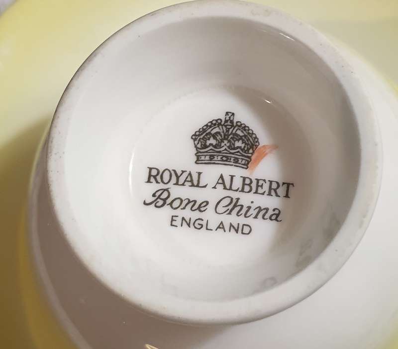 Royal Albert Vintage Teacups and Saucers | Bone China | Yellow  |