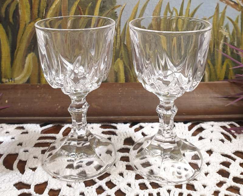 SET OF CRYSTAL SHERRY GLASSES | ITALIAN |