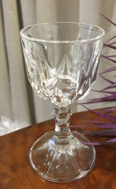 SET OF CRYSTAL SHERRY GLASSES | ITALIAN |