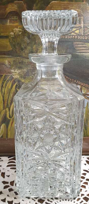 CRYSTAL DECANTER