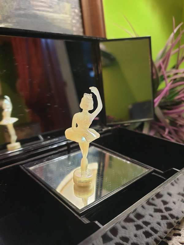VINTAGE JEWLERY BOX | MUSICAL |