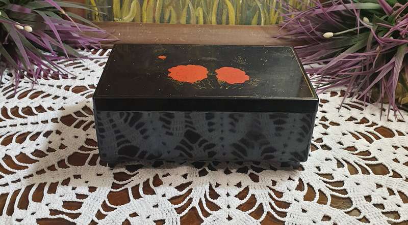 VINTAGE JEWLERY BOX | MUSICAL |