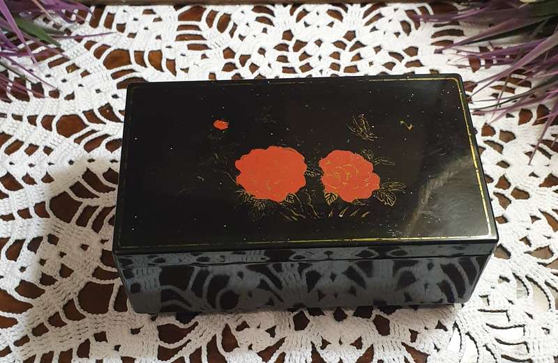 VINTAGE JEWLERY BOX | MUSICAL |