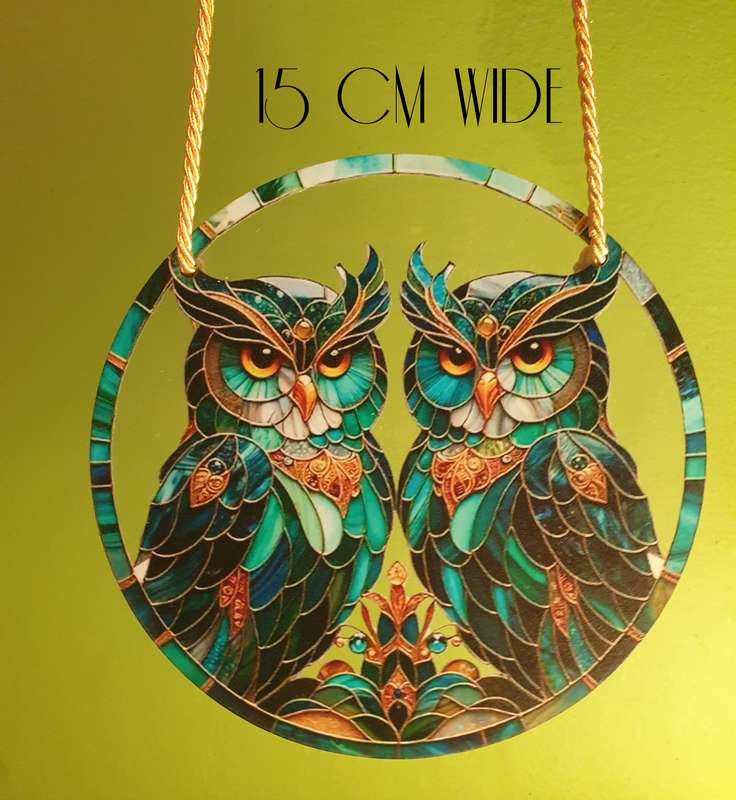1pc Vibrant Owls  Stained Glass | PLASTIC |