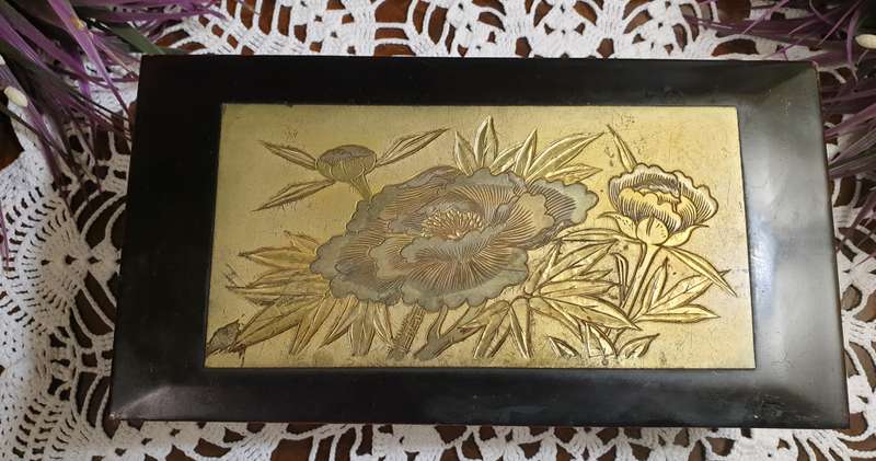 Japanese Jewelry Box  (1940-1970)
