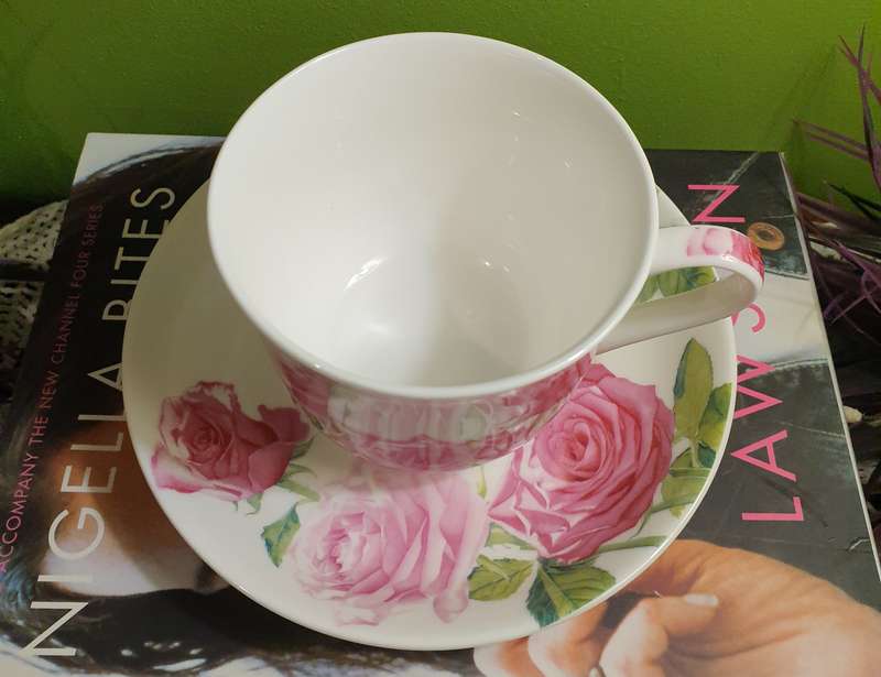 Maxwell & Williams Katherine Castle Floriade Breakfast Cup & Saucer 480ML Roses