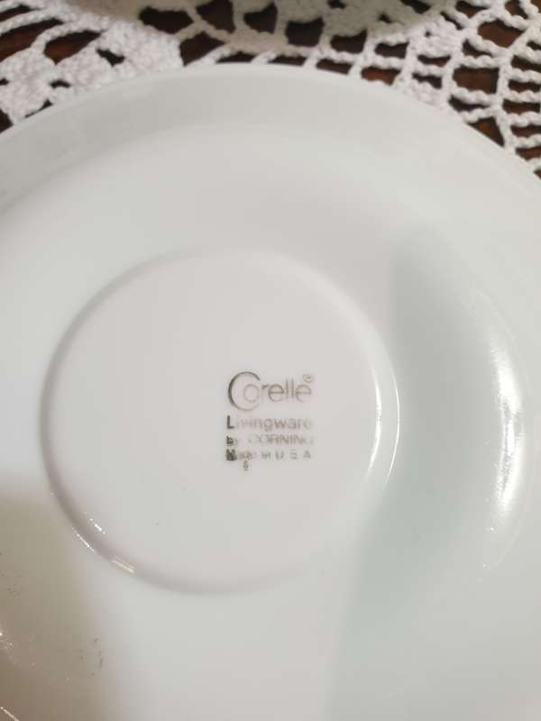 4 Corelle Corning | Vintage Coffee Tea Cups & Saucers |  Mid Century |