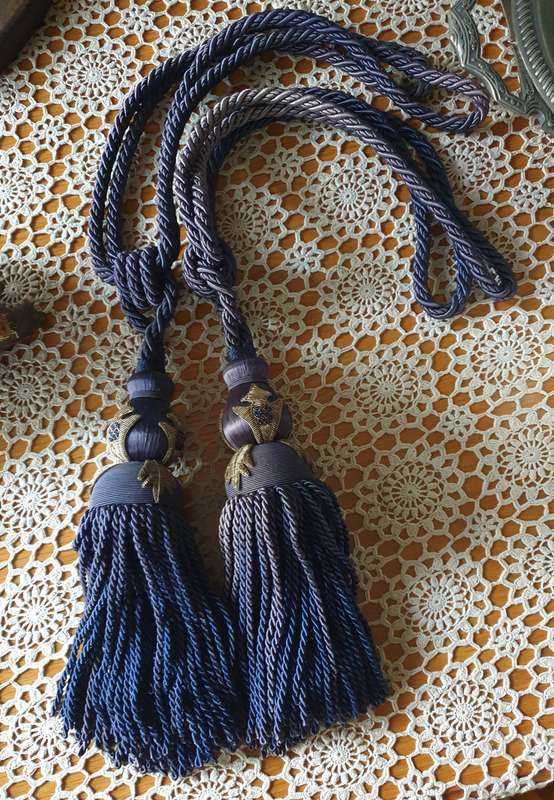 Double Tassel Tieback   (SET 1)