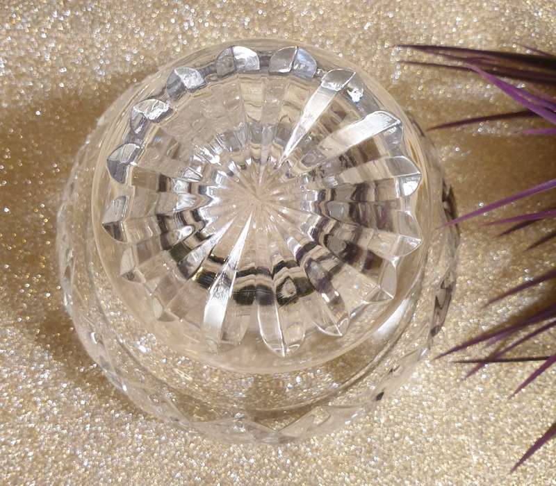 Vintage Stuart small lead crystal rose bowl & flower wire
