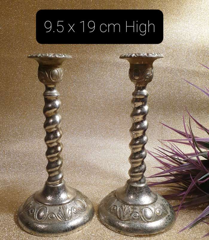 SET OF CANDLE HOLDERS | METAL | MADE IN ENGLAND |