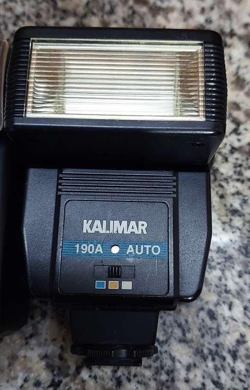 BRAUN AND KALIMAR FLASH FOR 35MM CAMERA  - WORKING TESTED.