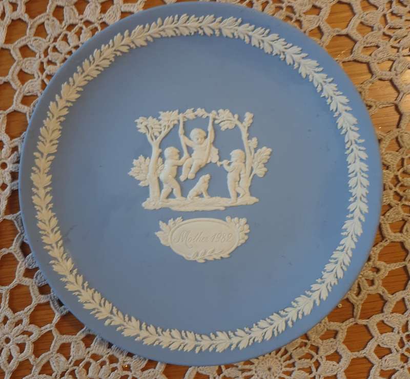 Wedgwood Blue Jasperware 1982 Mother's  Plate