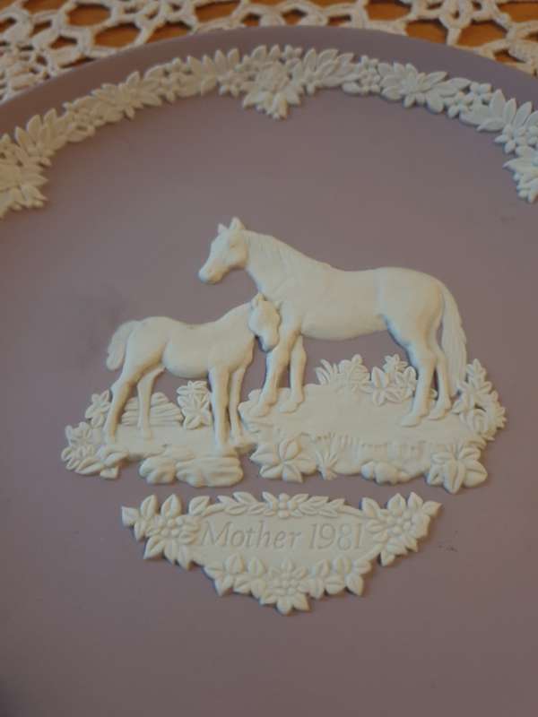 Vintage 1981 Wedgwood White on Lilac Jasperware Mother's Day Collectible Horse Plate