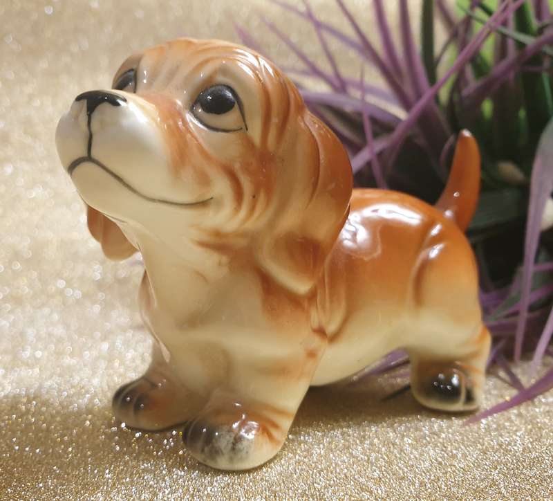 Vintage  Porcelain Glazed Daschund Weiner Dog Figurine Novelty Decor