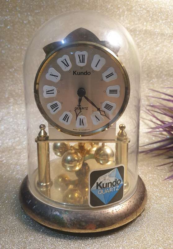 Kundo  Anniversary Clock Quartz Roman Numerals Plastic Dome