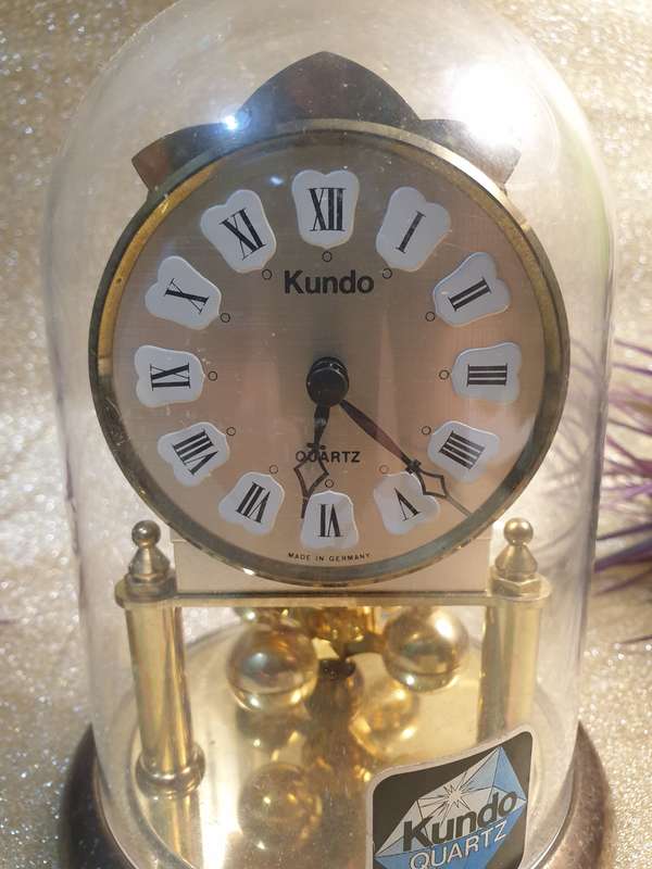 Kundo  Anniversary Clock Quartz Roman Numerals Plastic Dome