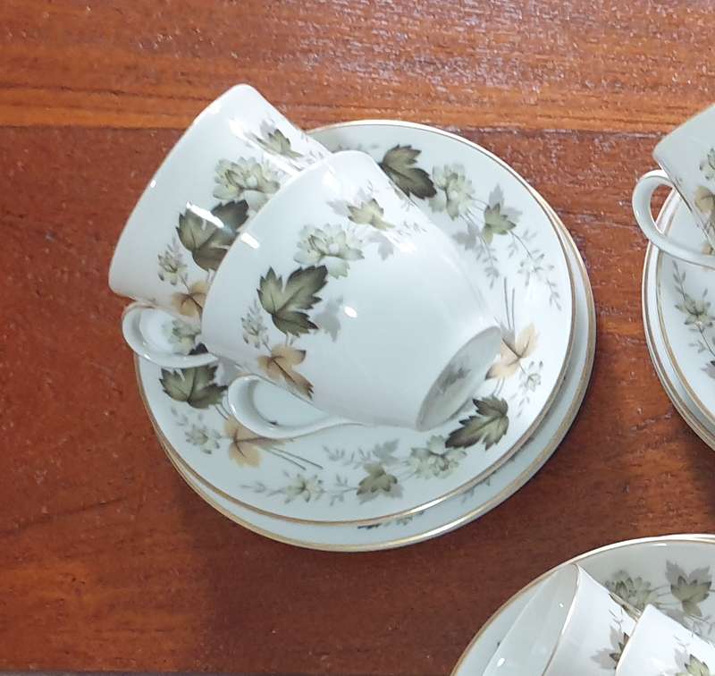 Royal Doulton LARCHMONT | TEA SET | VERY GOOD CONDITION |