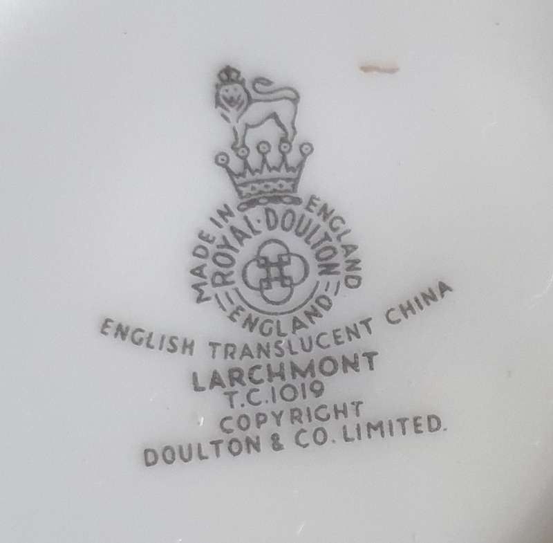 Royal Doulton LARCHMONT | TEA SET | VERY GOOD CONDITION |