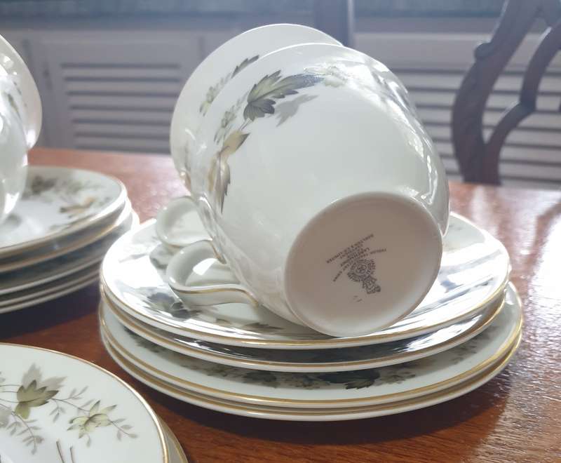 Royal Doulton LARCHMONT | TEA SET | VERY GOOD CONDITION |
