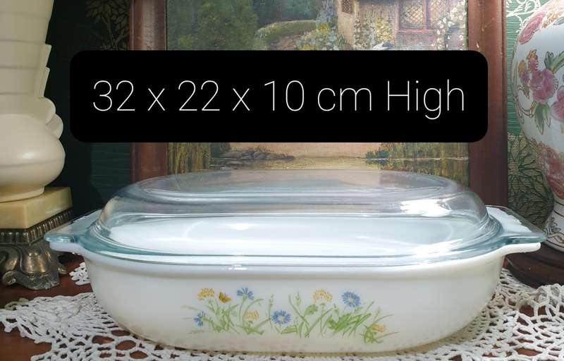 Vintage Pyrex England Oval BOWL with LID