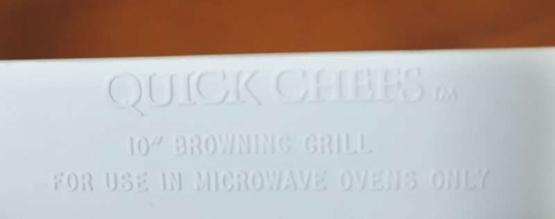 Regal Quick Cheese 10" browning grill pan | 30 X 27 X 3.5 CM HIGH |