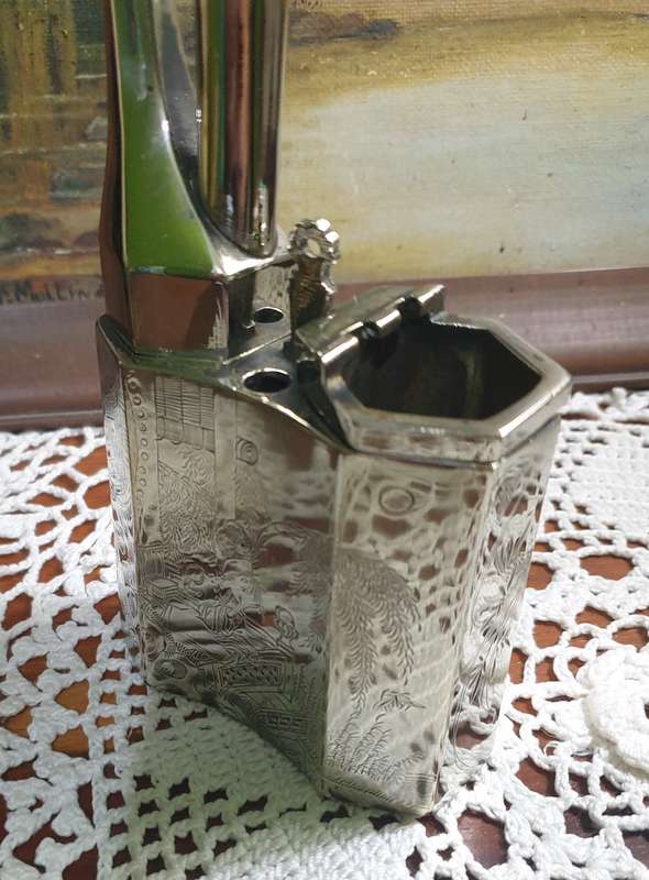 A Chinese white metal opium pipe | incomplete | 03 |