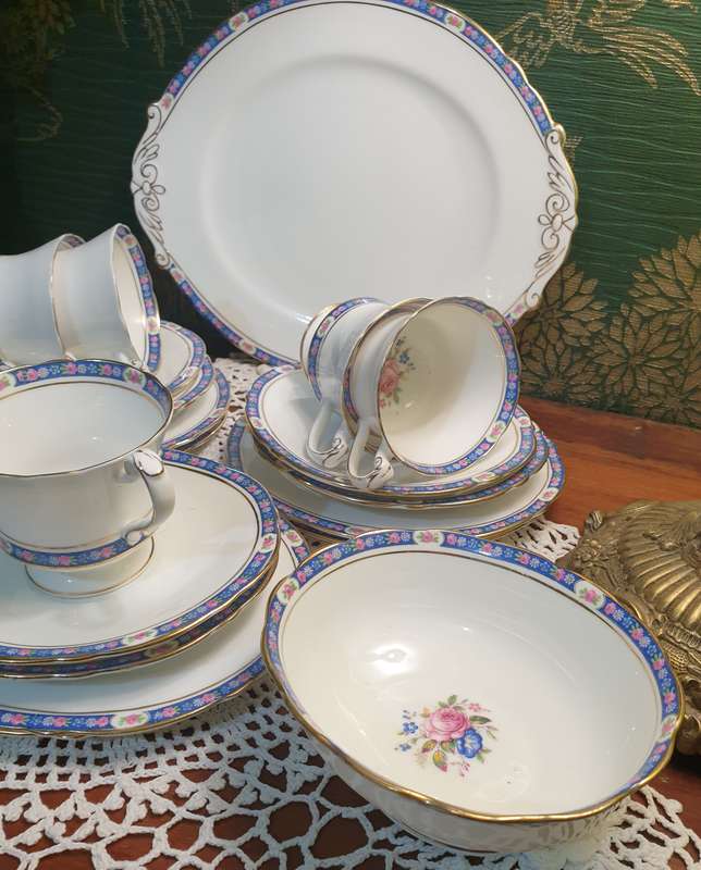 PARAGON TEA SET  | RD. No. 744170 | SET OF 20 PIECES |