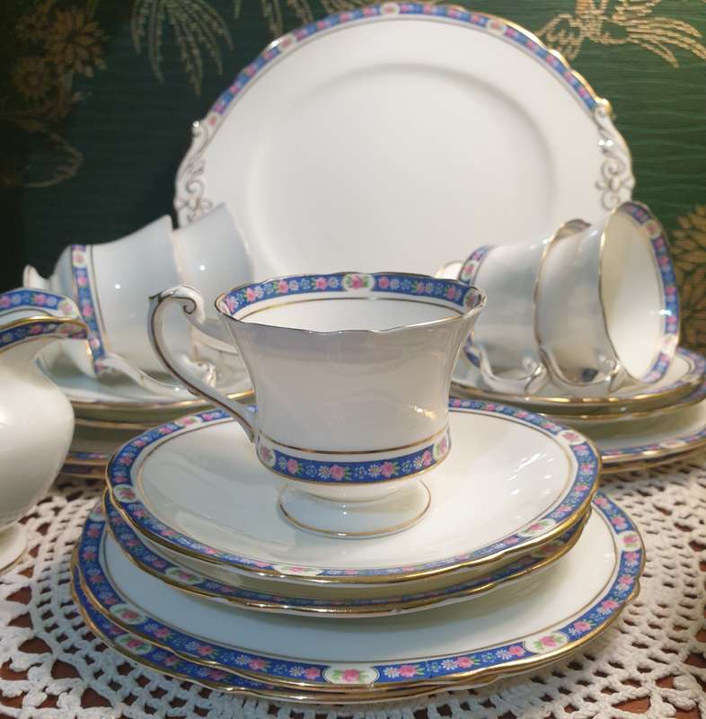 PARAGON TEA SET  | RD. No. 744170 | SET OF 20 PIECES |