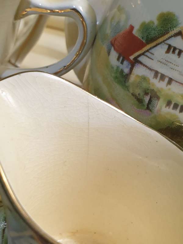 VINTAGE ROYAL WINTON RED ROOF BREAKFAST SET