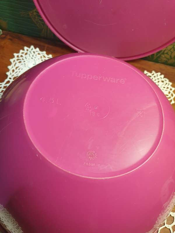 Tupperware Pink  | That's a Bowl |  Storage Container |