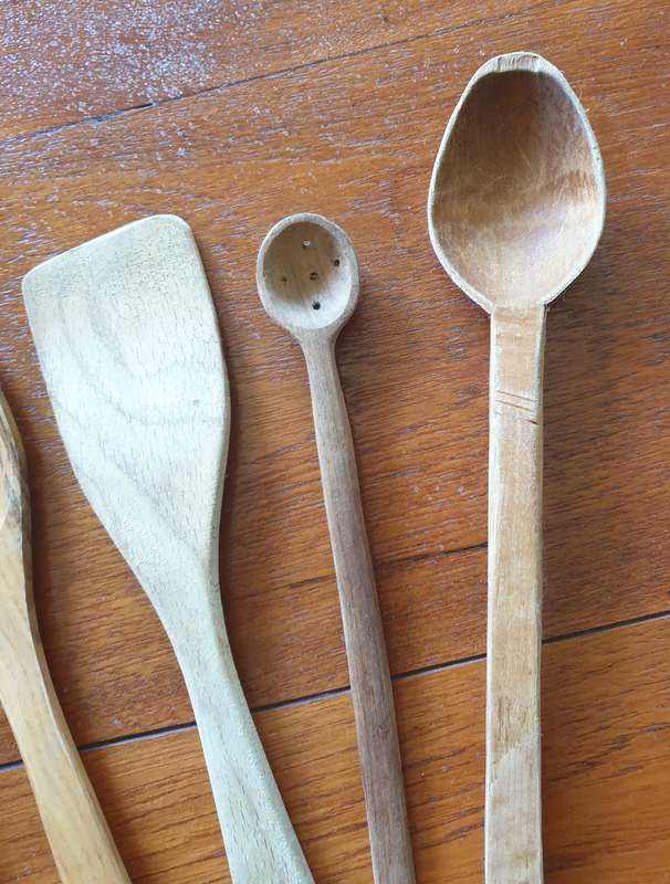 WOODEN UTENSILS FOR YOUR KITCHEN | JOB LOT |