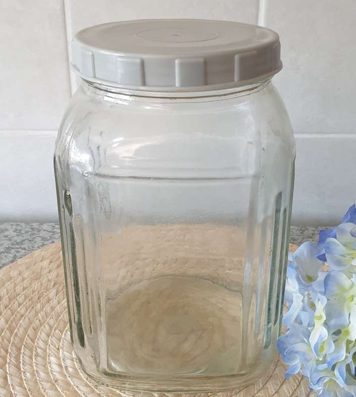 VINTAGE GLASS BOTTLE | STORAGE | DECOR | KITCHENALIA | 02
