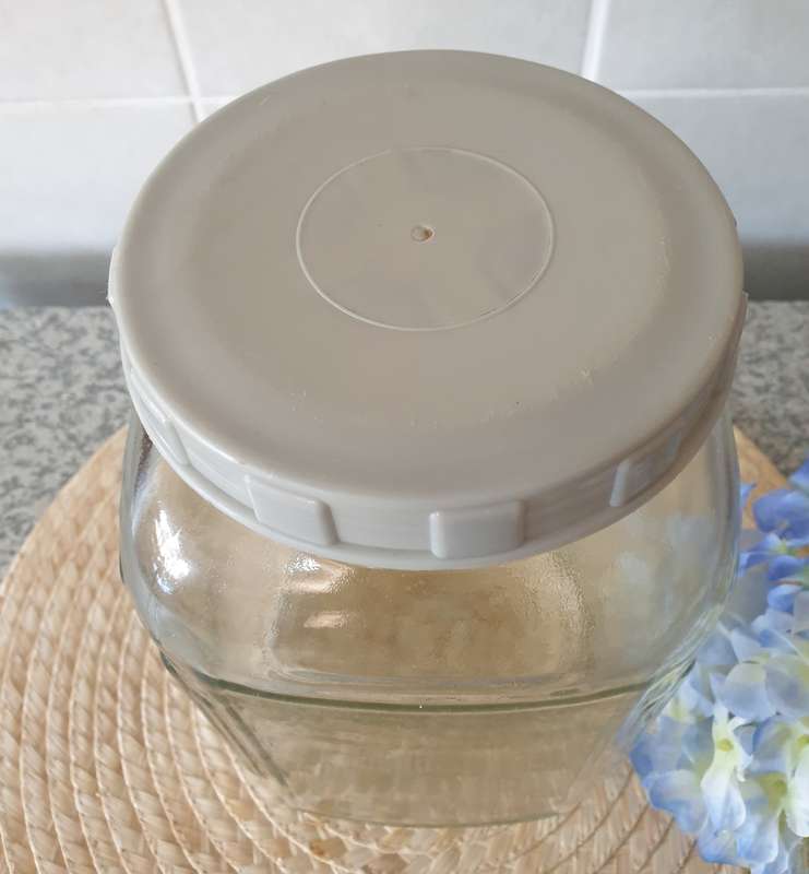 VINTAGE GLASS BOTTLE | STORAGE | DECOR | KITCHENALIA | 02