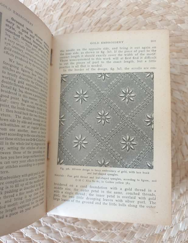 Encyclopedia of Needlework Therese De Dillmont