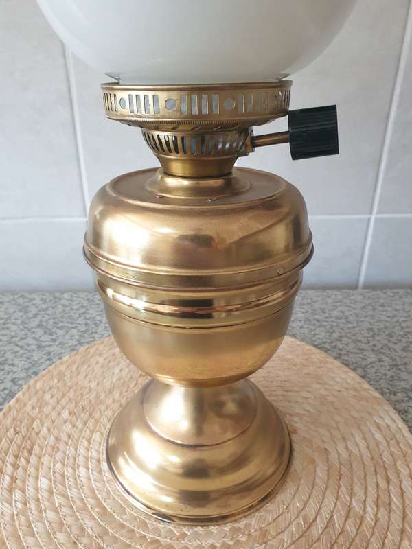 VINTAGE Oil Lamp with Glass Shade