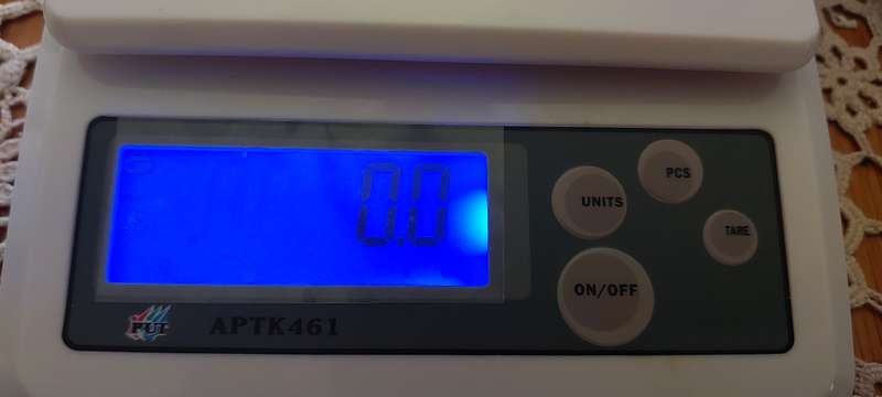Precious metal and Kitchen scale